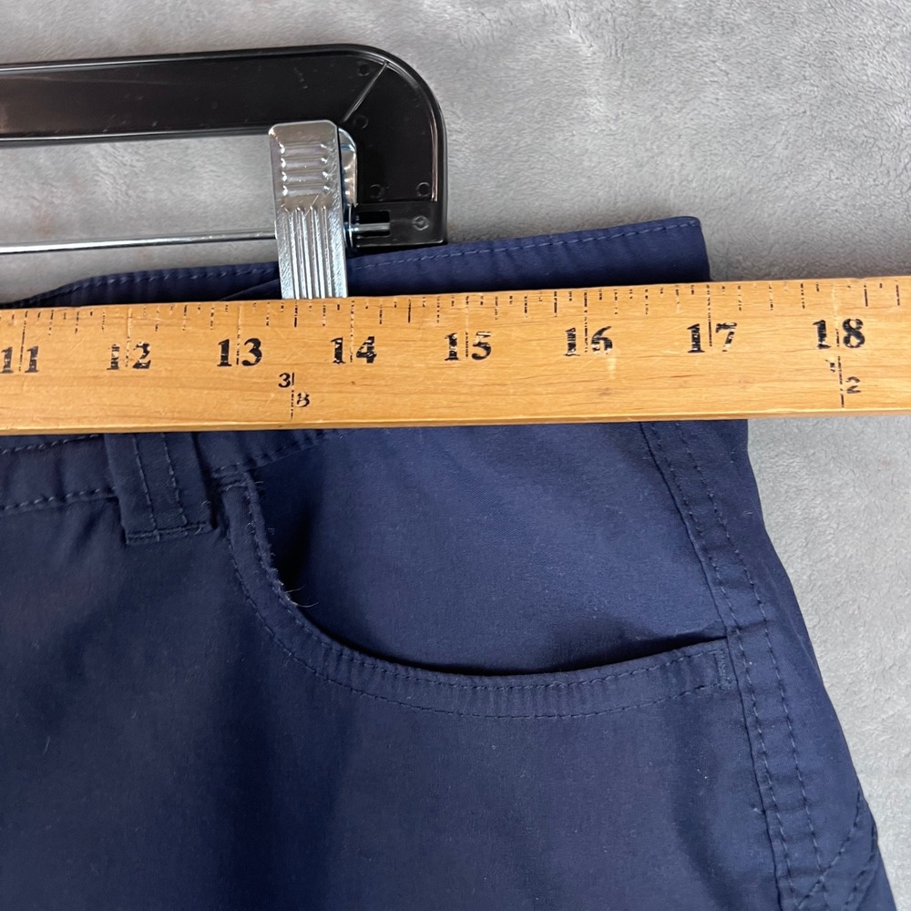 Eddie BauerShorts Womens 14  Navy Blue Hiking Cargo Stretch Outdoor - Picture 3 of 10